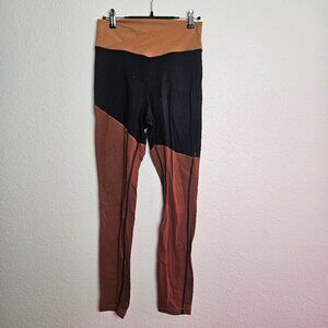 weworewhat color block leggings size medium